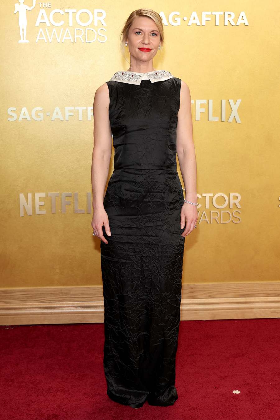 Claire Danes Red Carpet Arrival SAG Screen Actors Guild Awards Actor Awards