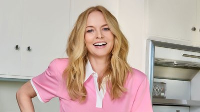 Feature Heather Graham 9 2614 Us Weekly Cover Story
