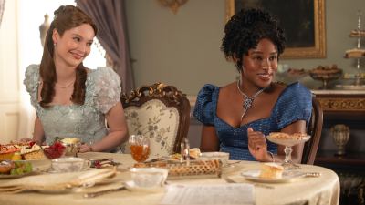 Francesca-and-Michaela-BRIDGERTON_406_Unit_03189R