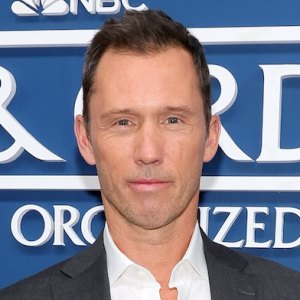'Burn Notice' Star Jeffrey Donovan Talks Leaving Hollywood for Colorado