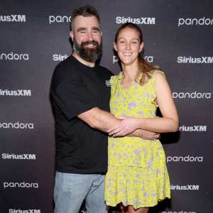 GettyImages-2198086509-kylie-kelce-jason-kelce