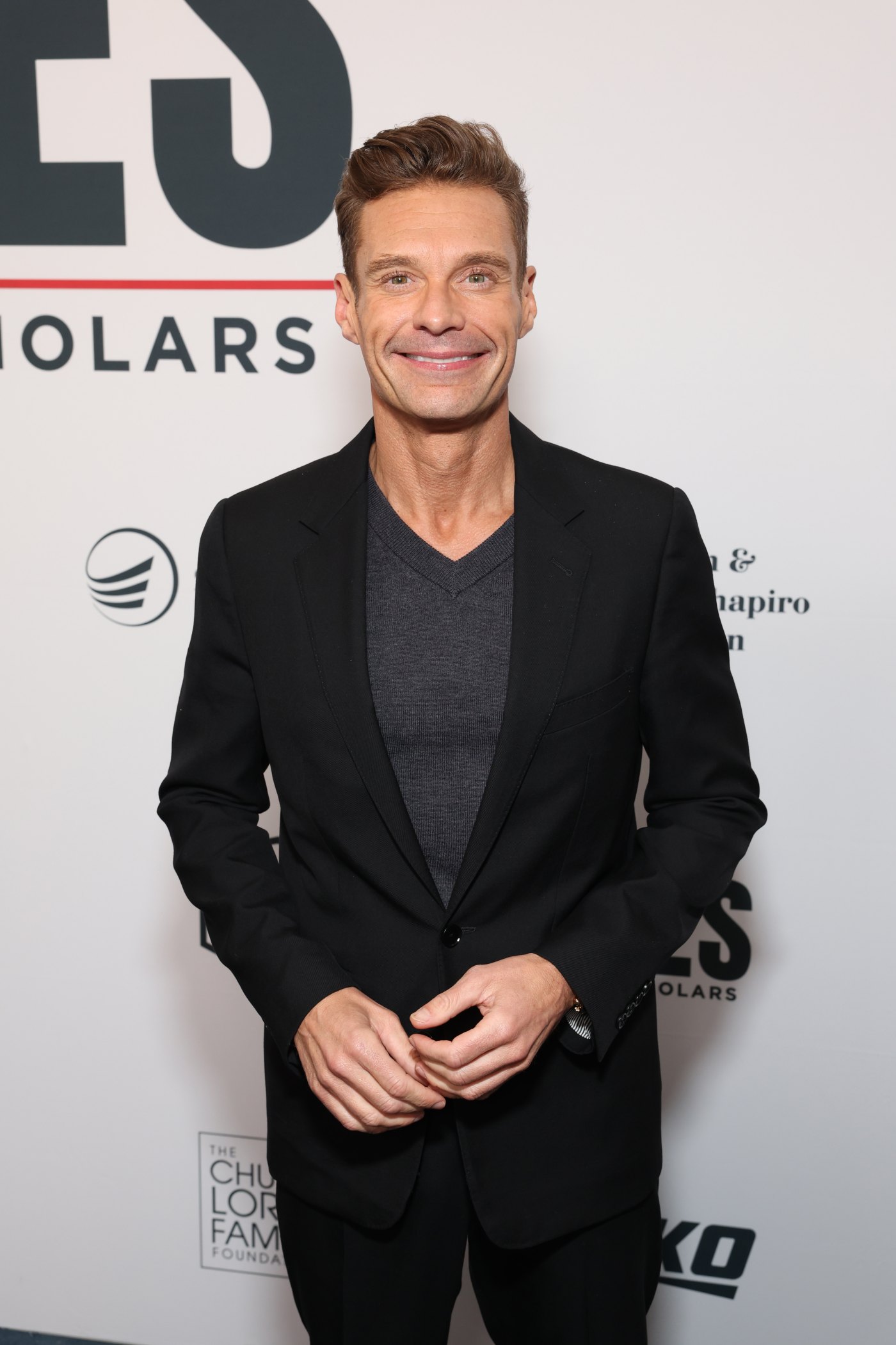 Ryan Seacrest Hints He's on Tinder in Quest to Find Love