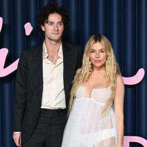 GettyImages-2249408156-sienna-miller-oli-green