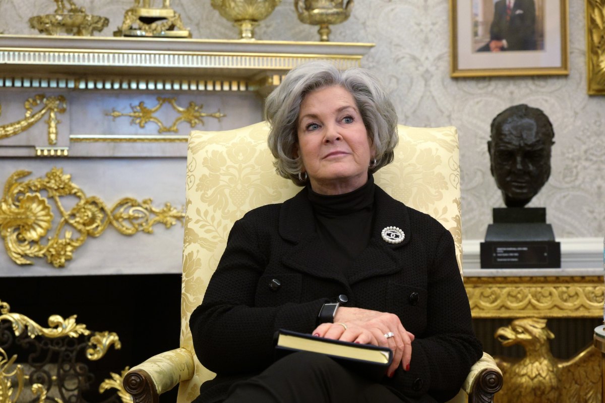 White House Chief of Staff Susie Wiles, 68, Shares Breast Cancer Diagnosis