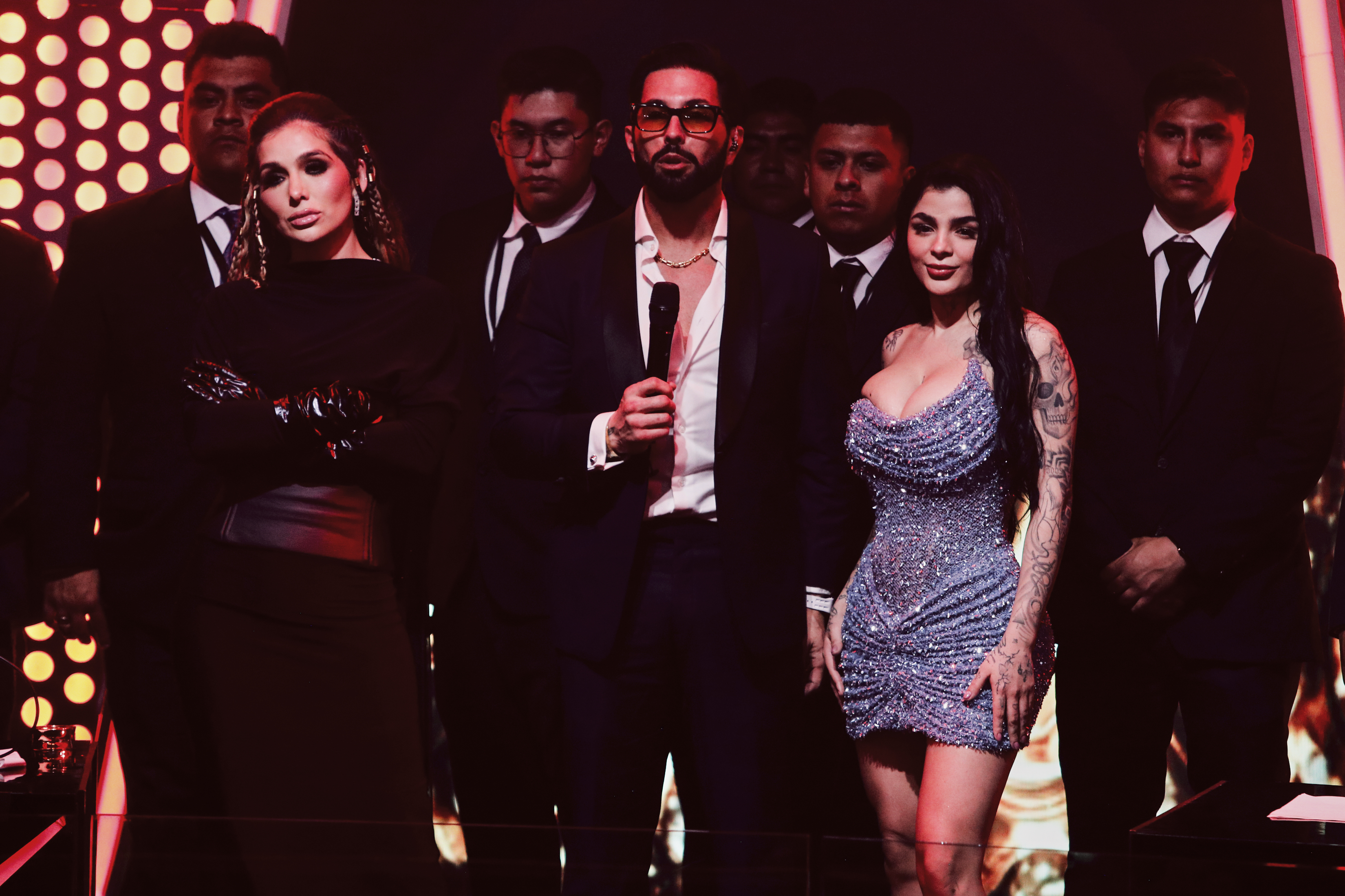 Marcela Mistral, Alfonso Denigris y Karely Ruiz, en 'King Royal'.