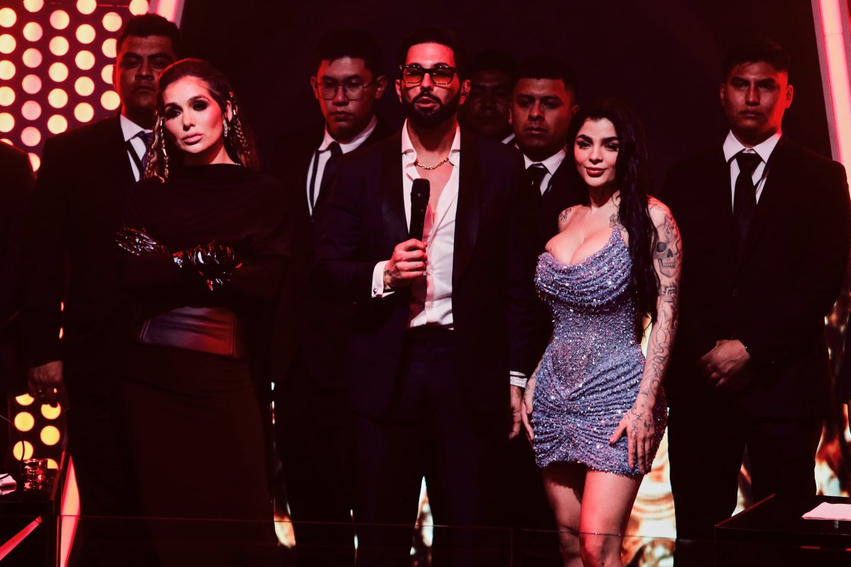 Marcela Mistral, Alfonso Denigris y Karely Ruiz, en 'King Royal'.