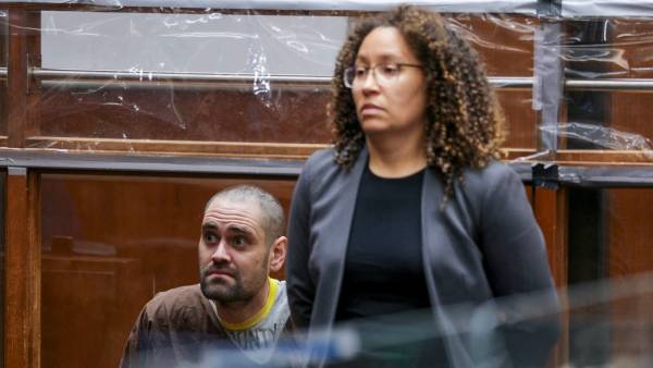 GettyImages-2262696954 Key Things to Remember Before Nick Reiner's Next Hearing