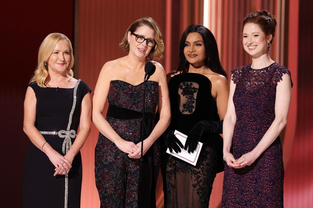 Mindy Kaling Organized 'The Office' Reunion at SAG’s 2026 Actor Awards