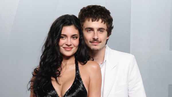 Timothee Chalamet, Kylie Jenner Look Loved Up at Vanity Fair Oscar Party