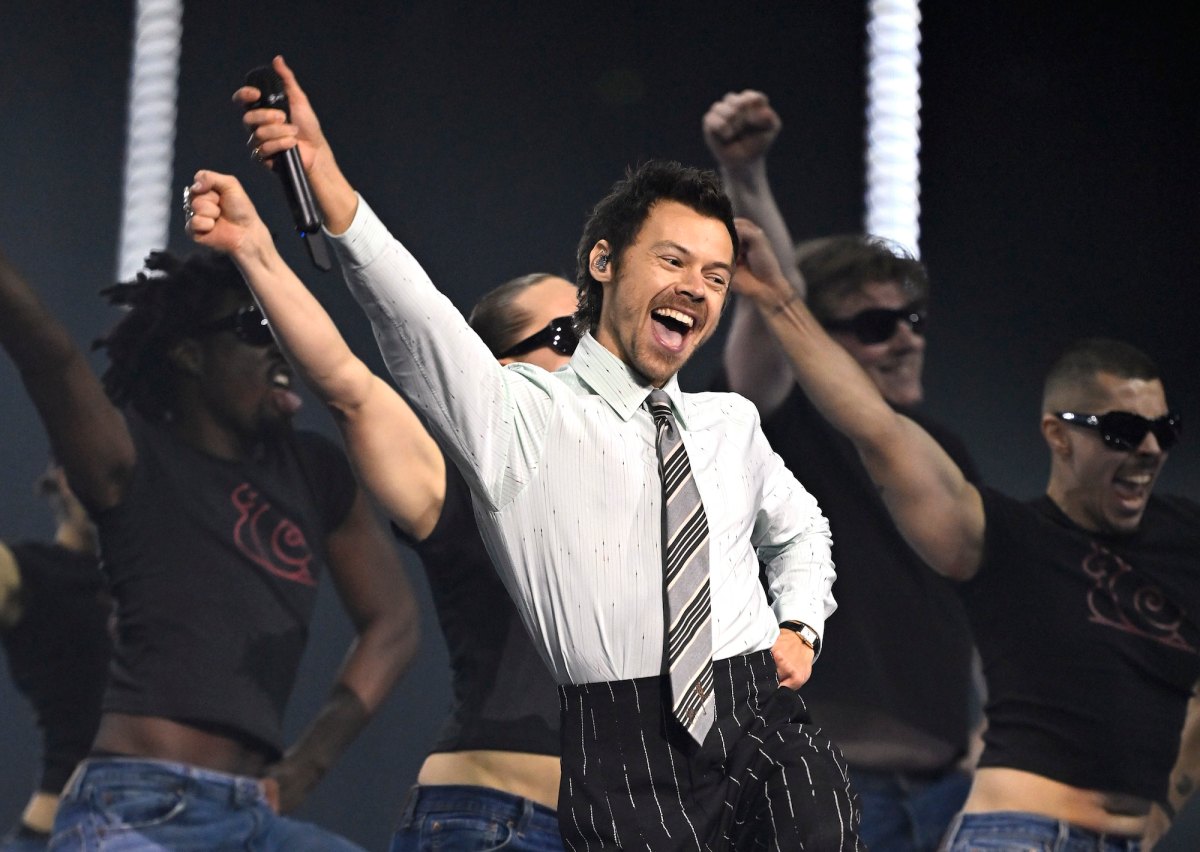 Harry styles One Night Only Setlist GettyImages-2264086719