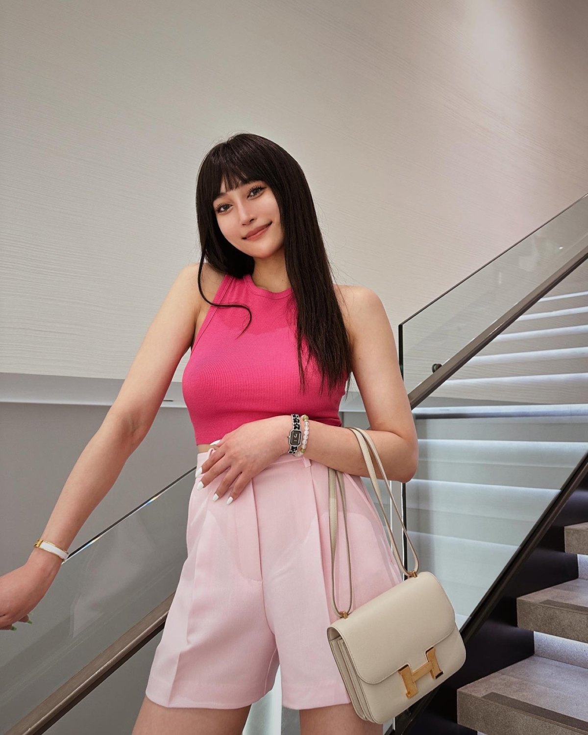 Influencer Wang Weiqian Dead at 28 After Initially Mistaking Cancer Symptoms as Work Fatigue