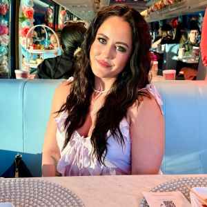 Jenelle-Evans-1219_1763657206_3770152365614259764_25435655