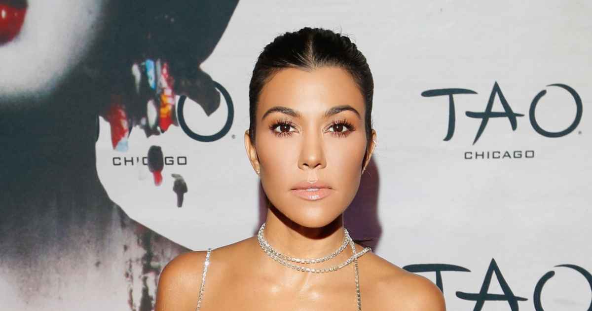 Kourtney Kardashian Peed On the Seat in Her Car: Threw My Underwear Away Kourtney Kardashian Peed On the Seat in Her Car: Threw My Underwear Away