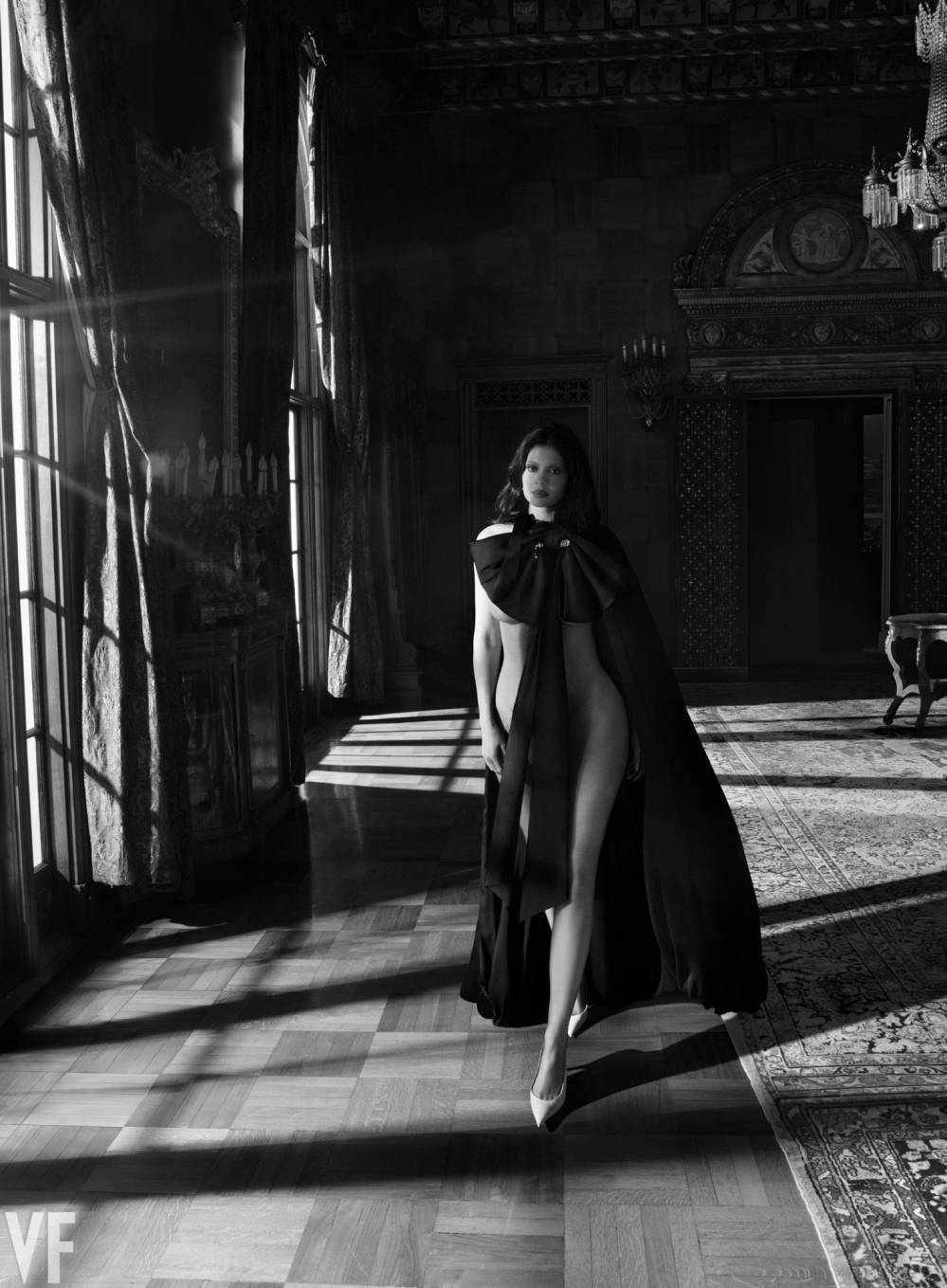 Kylie Jenner Smokes a Cigarette and Goes Nude Under a Dramatic Cape for Vanity Fair Cover Shoot 2