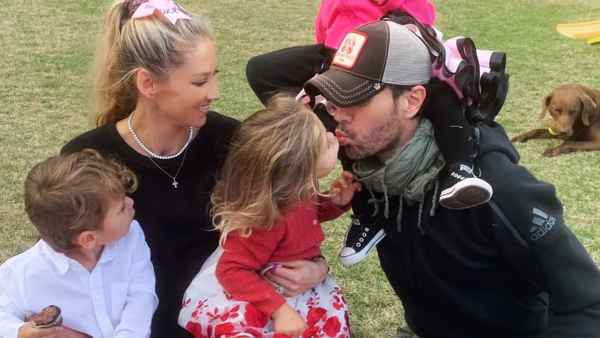 Tennis Pro Anna Kournikova Reveals the Name of Her 4th Baby With Enrique Iglesias