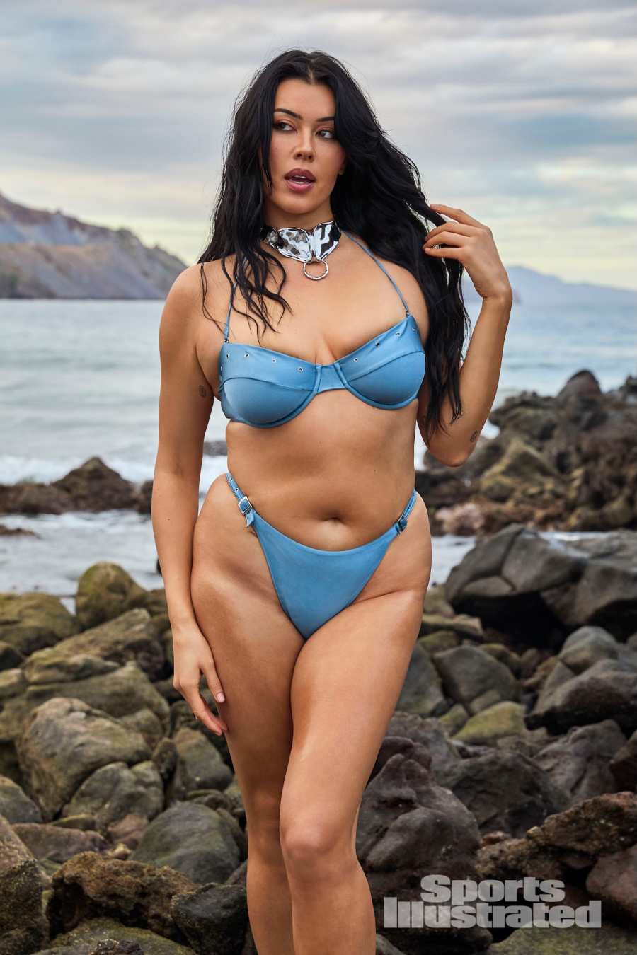 ‘Sports Illustrated Swimsuit’ Drops Sexy Bikini Pics of Bethenny Frankel, Brooks Nader and More