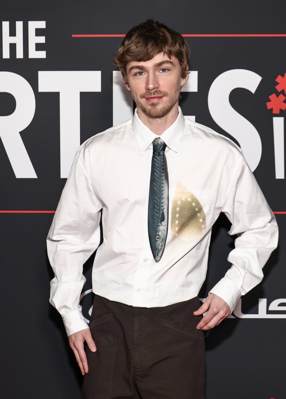 Parenthood Miles Heizer Confirms Hes Down for a Braverman Family Reunion 11 Years After Finale