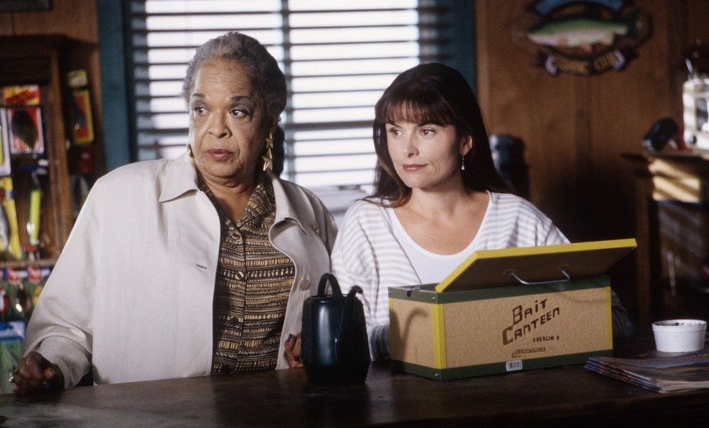 Della Reese, Roma Downey in Touched by an Angel