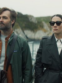 Will Forte and Siobhán Cullen in Bodkin
