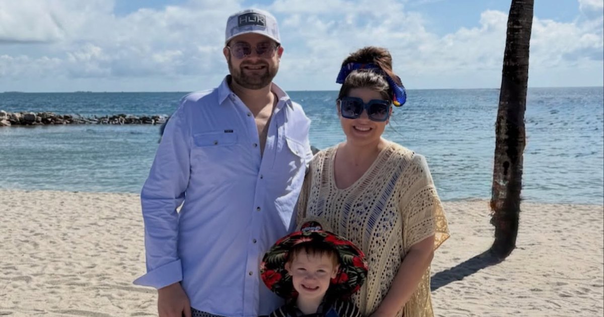 إيمي دوجار تتعهد بحماية ابنها البالغ من العمر 6 سنوات “على أكمل وجه”