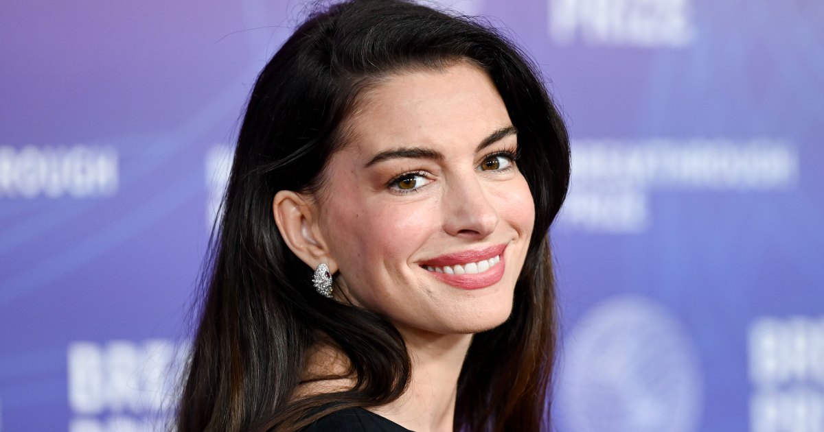 Yes, Anne Hathaway’s Designer-Looking Bag Is Actually an Amazon Find — Almost Sold Out Yes, Anne Hathaway’s Designer-Looking Bag Is Actually an Amazon Find — Almost Sold Out
