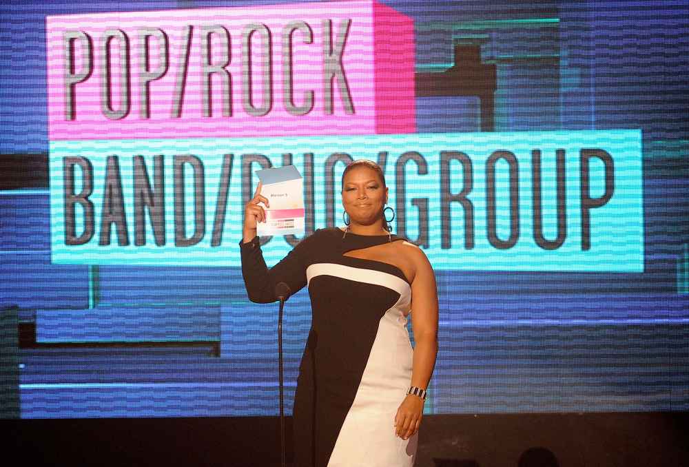 Everything to Know About the 2026 American Music Awards Who Has the Most Nominations When Is It More Host