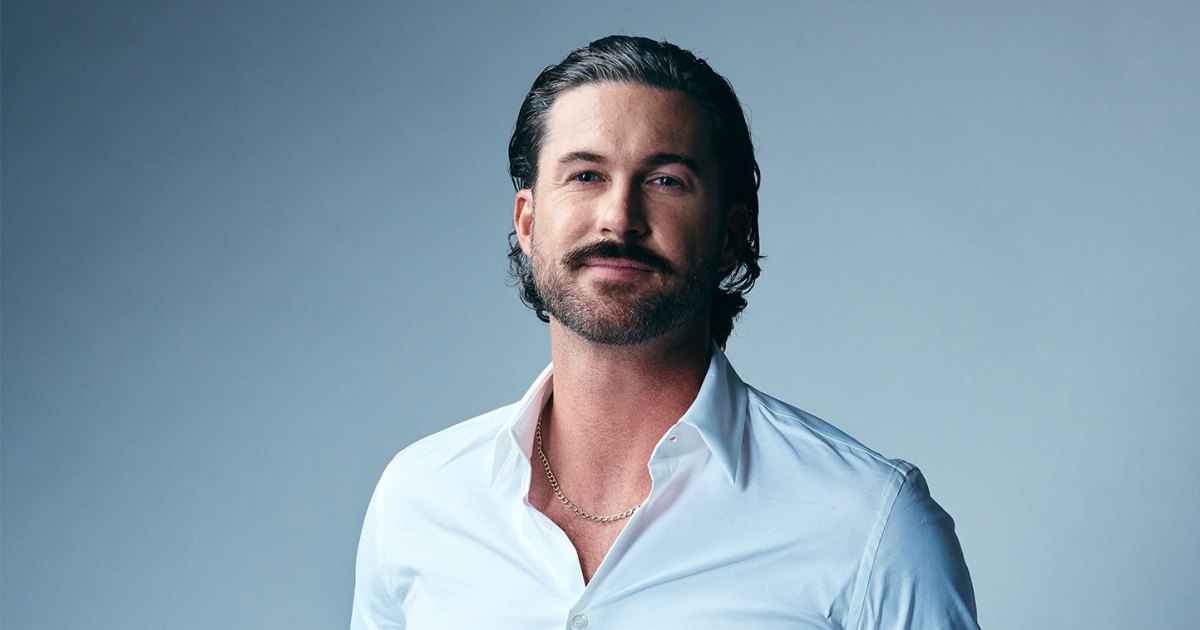 Riley Green Teases ‘Marshals’ Debut, Passion for Duck Hunting and More Fun Facts (Exclusive) Riley Green Teases ‘Marshals’ Debut, Passion for Duck Hunting and More Fun Facts (Exclusive)