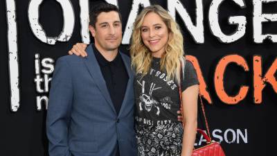 GettyImages-1164225660-jason-biggs-jenny-mollen
