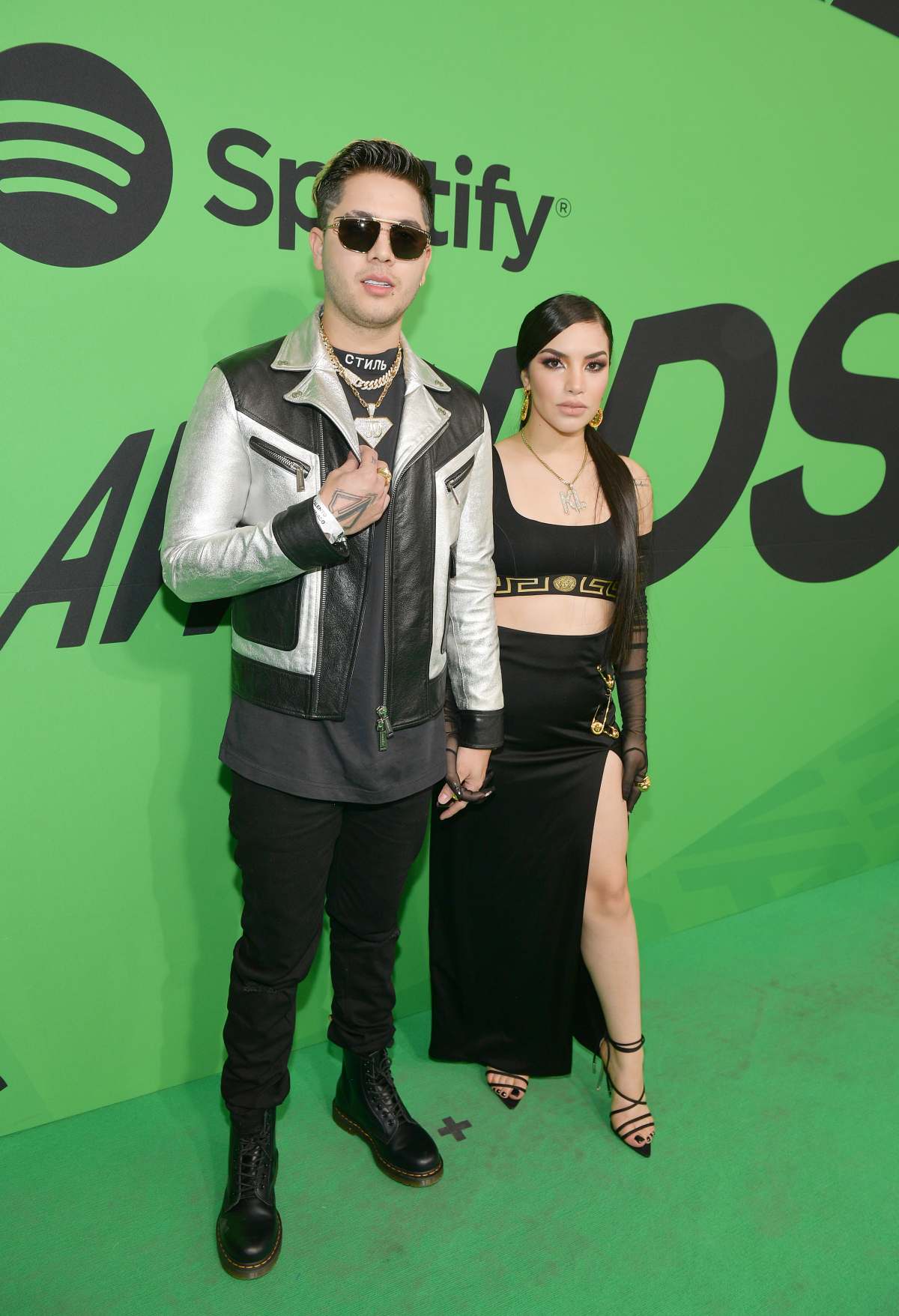 Juan De Dios Pantoja y Kimberly Loaiza.
