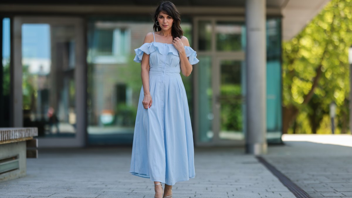 17 Flowy Dresses That Are Way More Slimming Than Bodycon 17 Flowy Dresses That Are Way More Slimming Than Bodycon