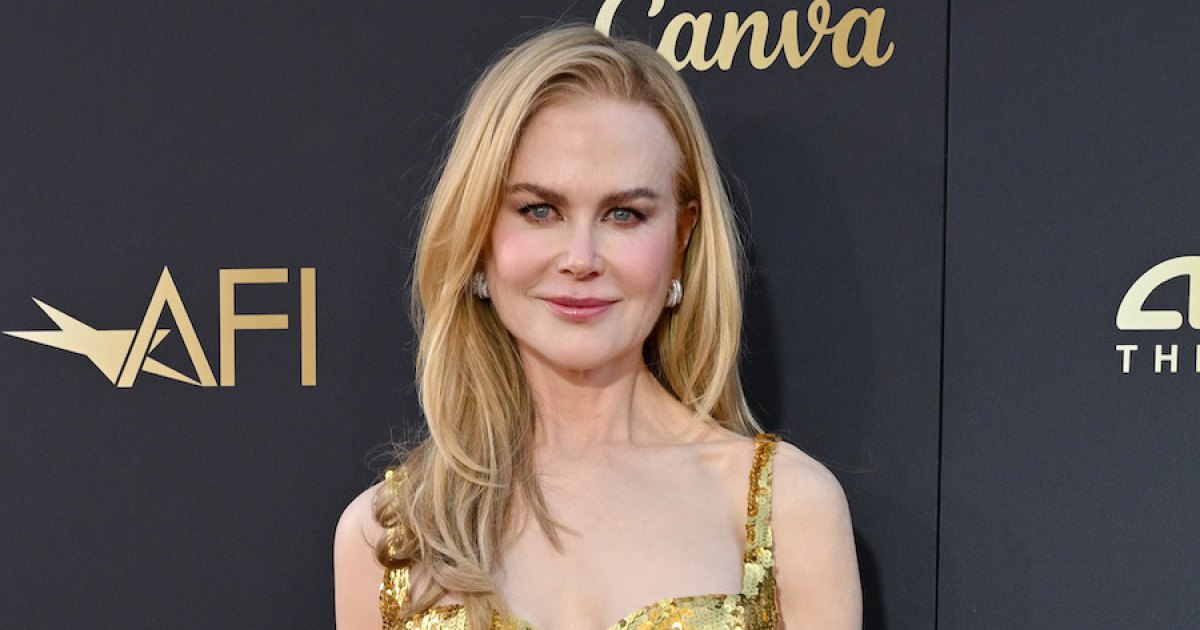 Nicole Kidman Recalls Mother's Death Before Venice Win