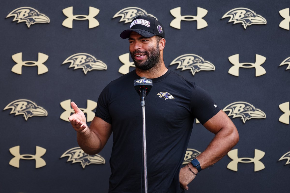NFLs Kyle Van Noy Hired a Private Investigator to Find His Biological Family