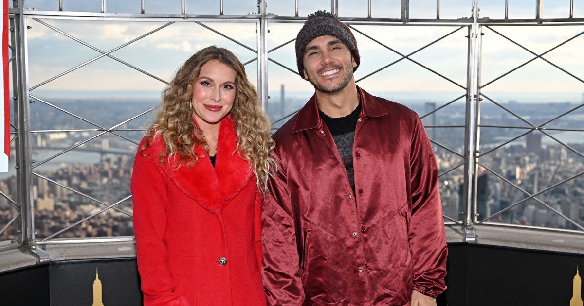 Alexa PenaVega Says Husband Carlos’ Jealousy During ‘DWTS’ Made Her Experience ‘So Much Harder’