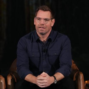 GettyImages-2258202352 swalwell accuser husband