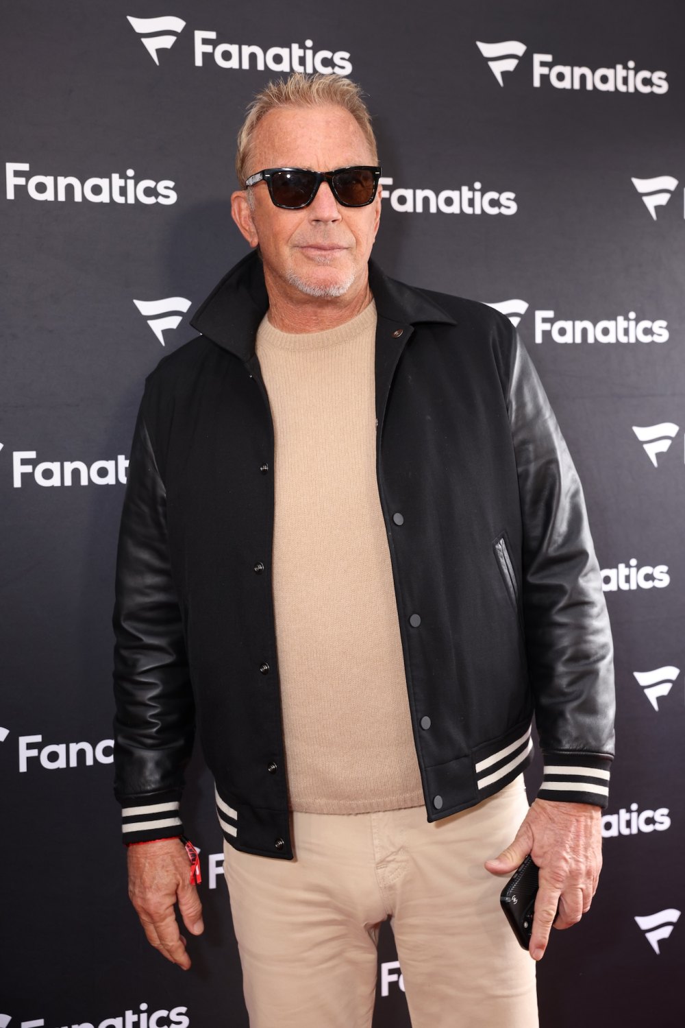 Jewel Says She's 'Protecting My Peace' After Kevin Costner Dating Rumors