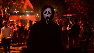 GettyImages-2261563421-cops-arrest-man-in-scream-mask-who-chased-kids-with-knife.jpg