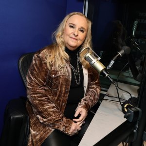 GettyImages-2266892882 Melissa Etheridge Recalls Late Son Coming Out as Straight