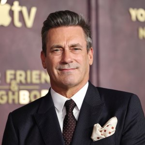 GettyImages-2269146467-Jon-Hamm-Says-He-Would-Steal-a-Friends-Oscar-Just-to-Hide-It-and-Watch-Them-Panic