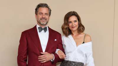 Katie Holmes Fuels Joshua Jackson Dating Rumors by ‘Liking’ Comments About Them Being a Couple