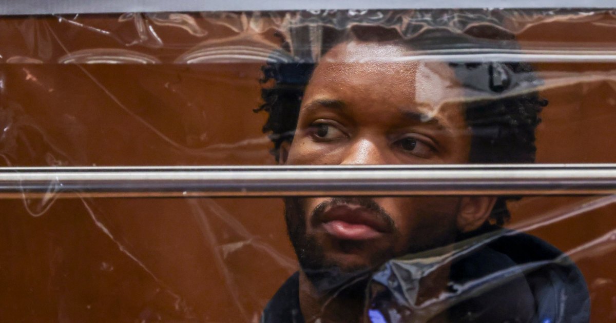 قام D4vd بتقطيع أوصال سيليست ريفاس بالمنشار: المدعي العام