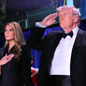 GettyImages-2272595362 Donald Trump Praises Melanias Reaction to WHCD Shooting