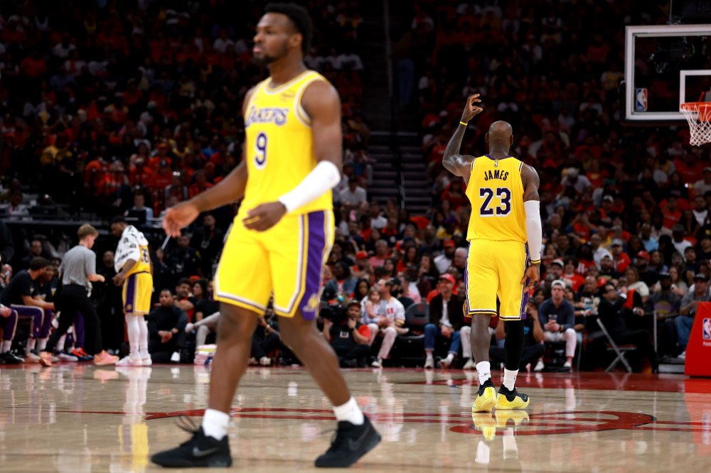 GettyImages-2273038436 Bronny and LeBron