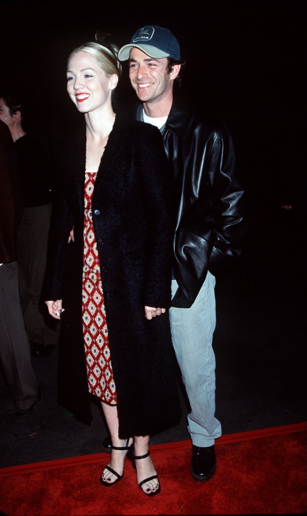 Jennie Garth Says Love for Luke Perry Led to 'Trust and Intimacy' Issues