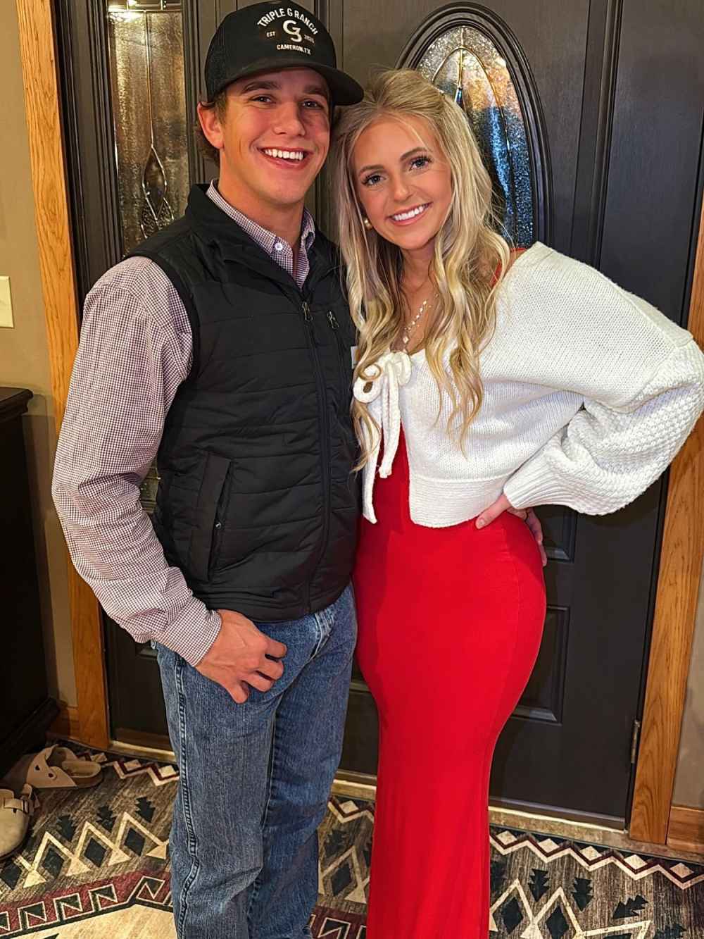 La influencer Taylor Rousseau Griggs y la viuda Cameron Grigg, comprometidas 18 meses después de su muerte, Kalli Kodet