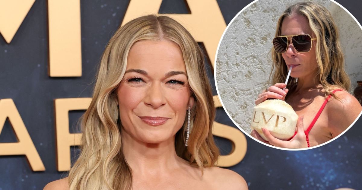 LeAnn Rimes Shows Off Her Bikini Body After Emotional Anniversary Trip With Husband Eddie Cibrian LeAnn Rimes Shows Off Her Bikini Body After Emotional Anniversary Trip With Husband Eddie Cibrian