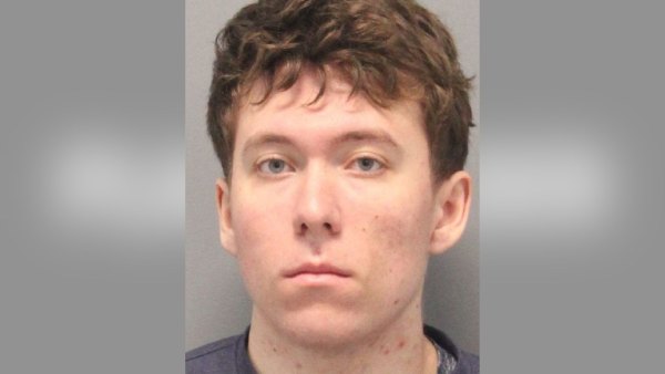 Man-Allegedly-Shot-His-Sister-With-Crossbow-Over-Thermostat