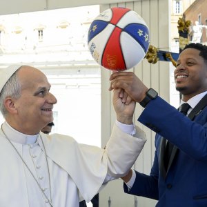 Pope Leo XIV Welcomes Harlem Globetrotters to the Vatican Spins Basketball on His Finger