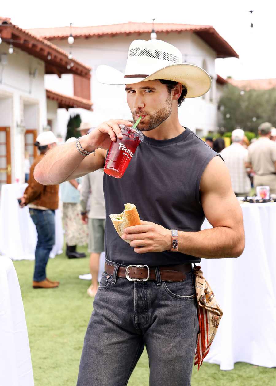 Robbie GK They Refuel at a Music Festival Just Like Us