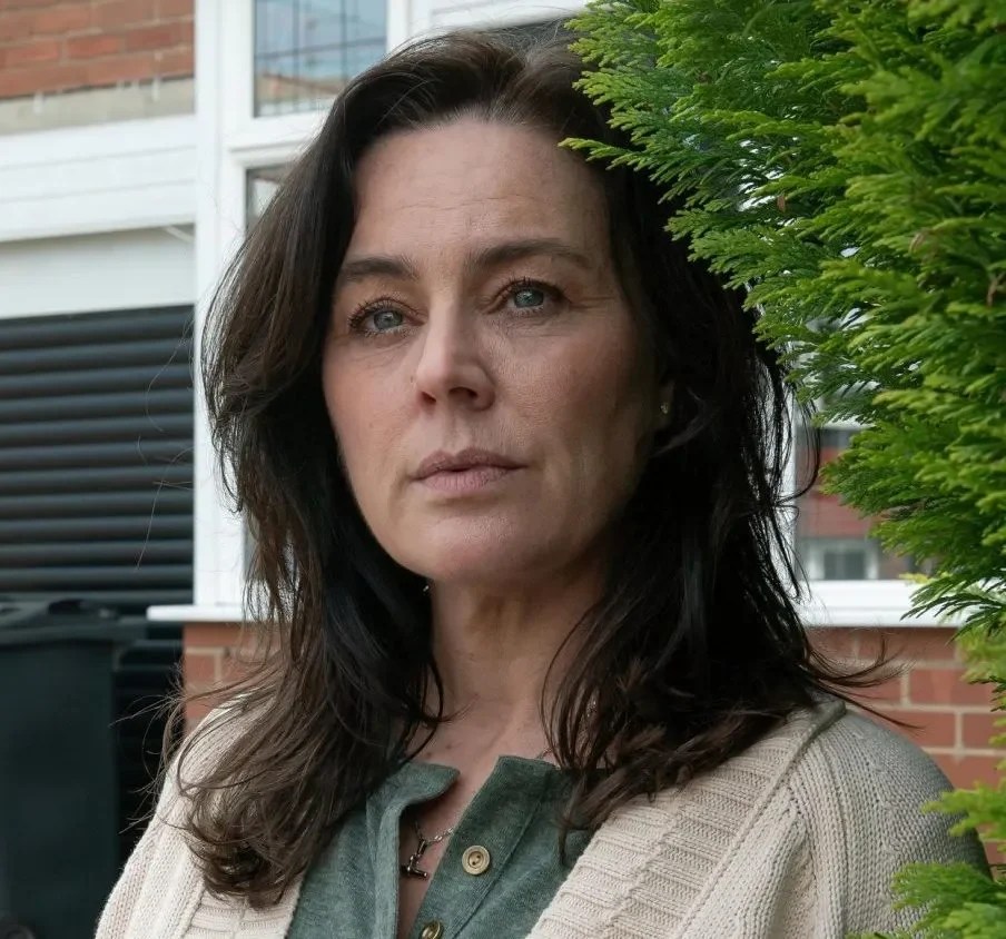 Jill Halfpenny in The Feud on Shelbury Drive