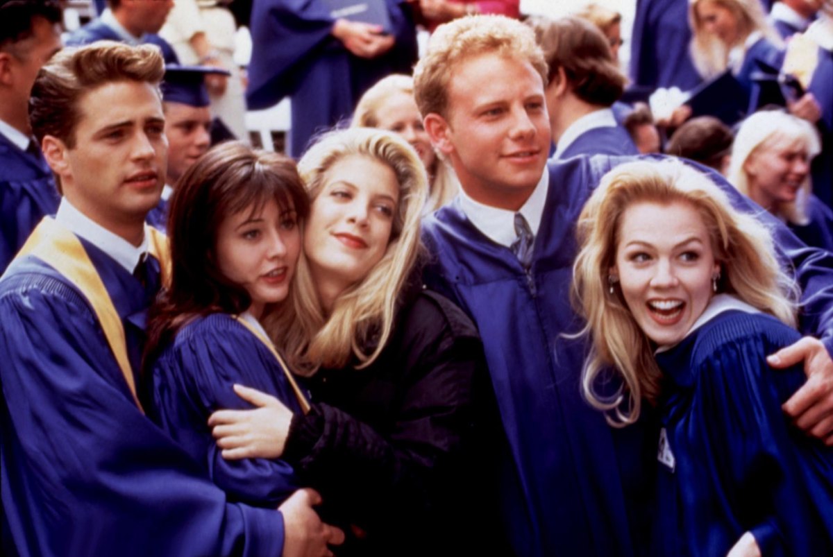 Jennie Garth Reveals Thoughts on Each '90210' Costar in New Book: Where They Stand